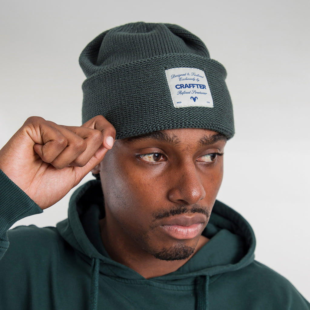 GORRO TEJIDO ARTESANAL VERDE UNISEX