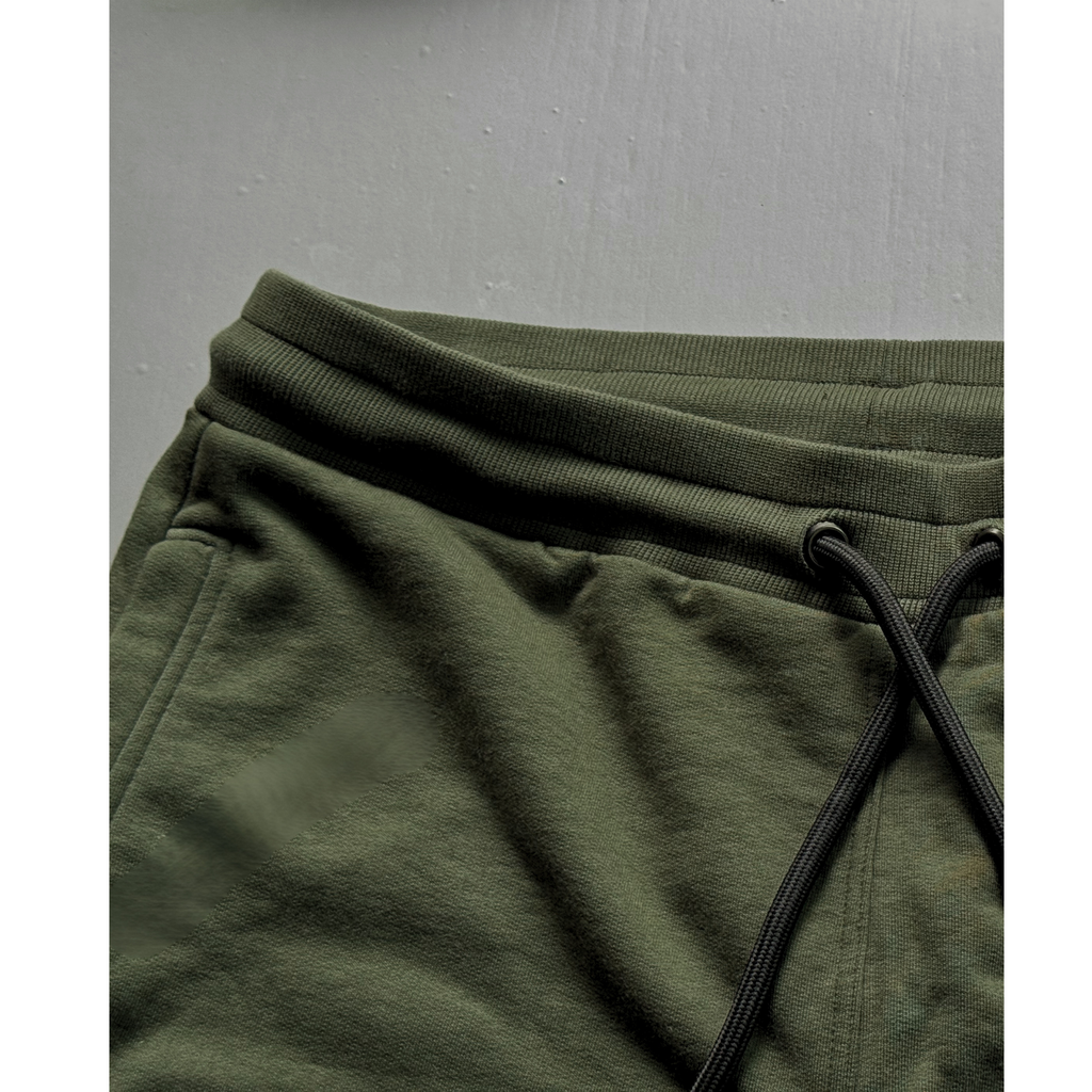SHORT VERDE MILITAR