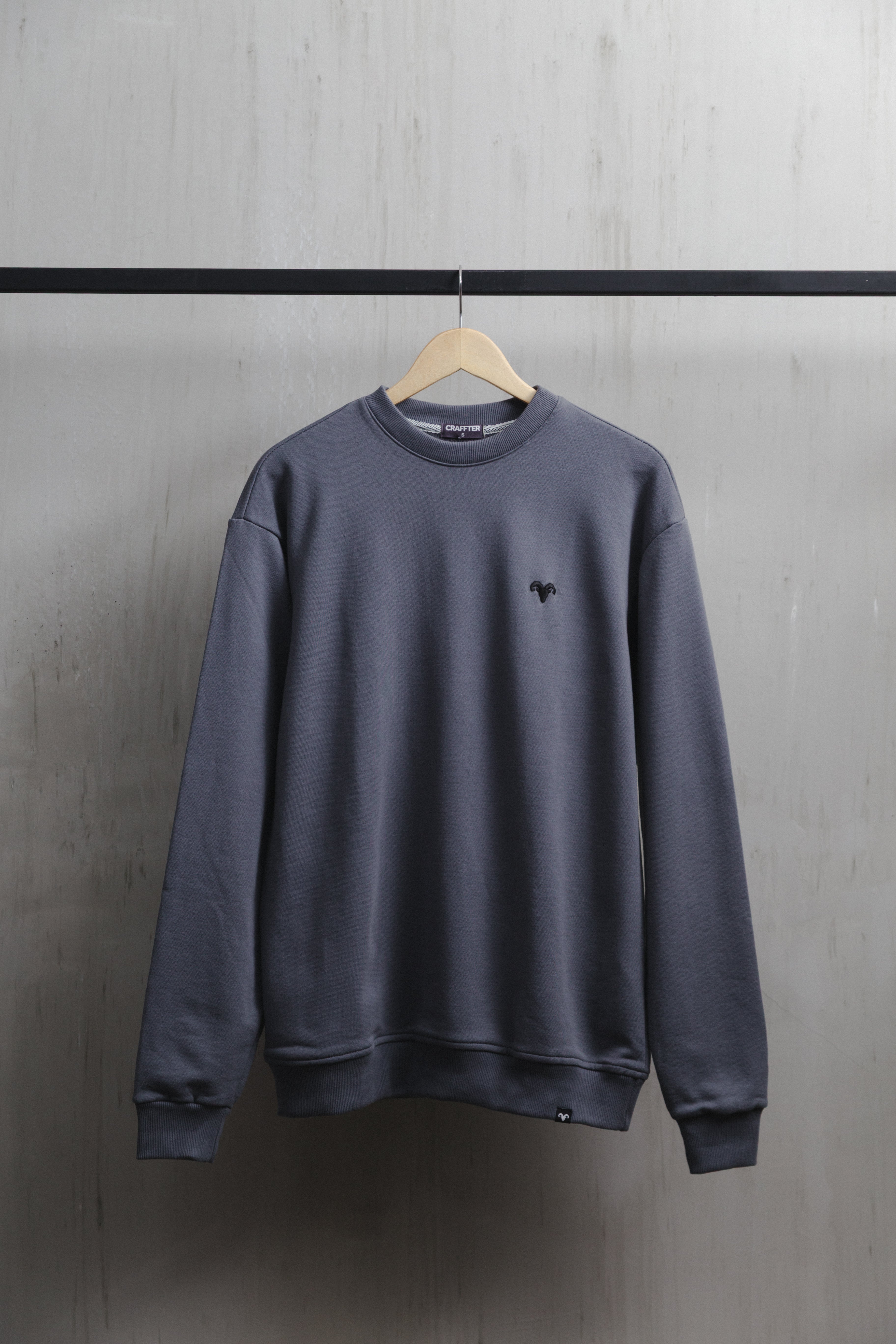 BUSO CUELLO REDONDO GRIS