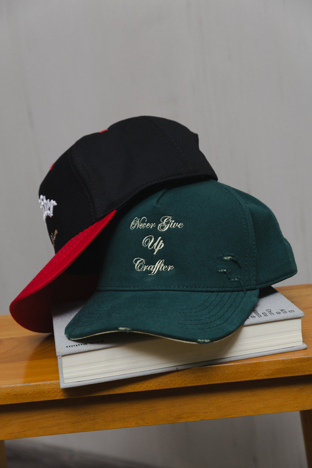 GORRA NEVER GIVE UP VERDE