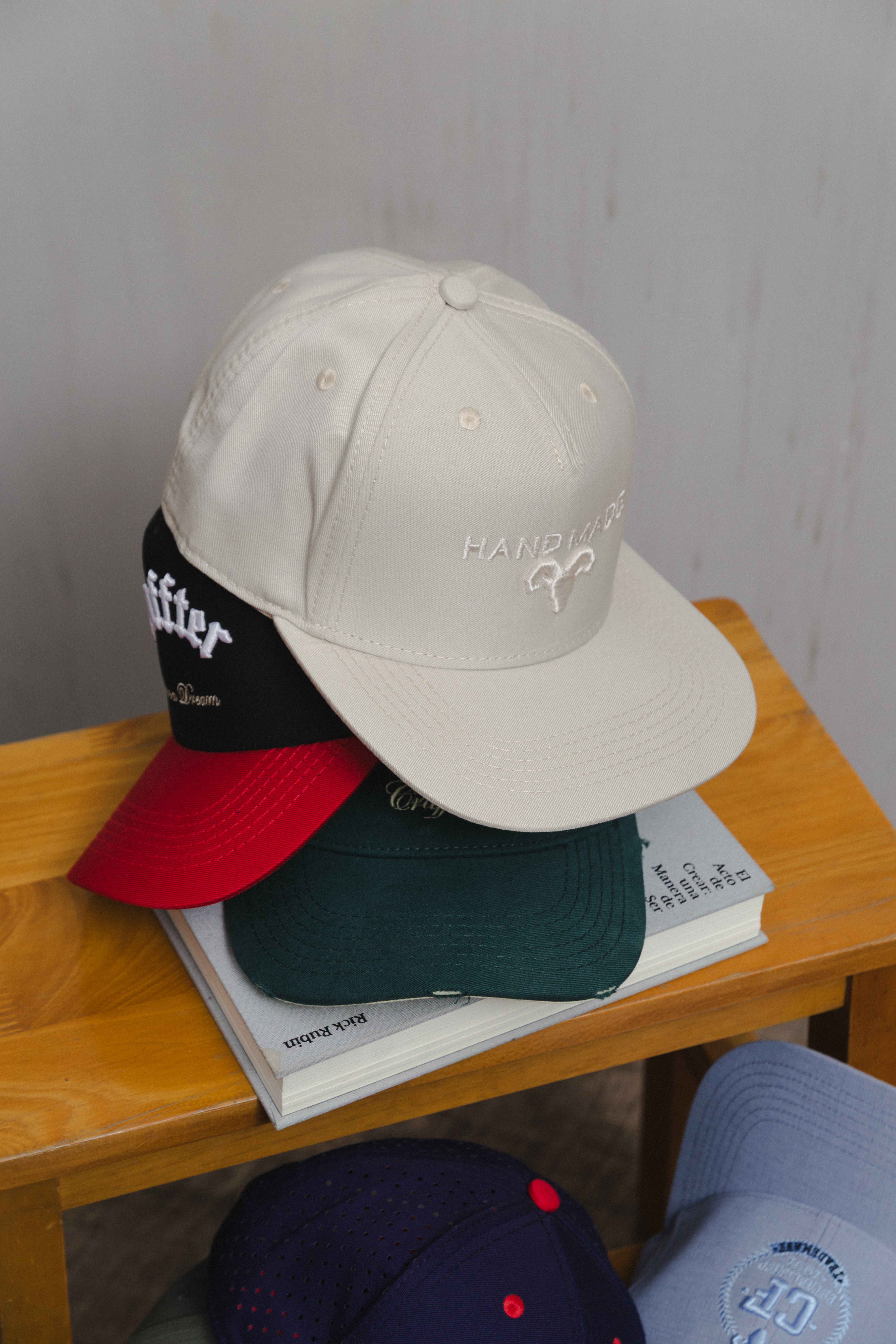 GORRA PLANA CRUSH CAMEL