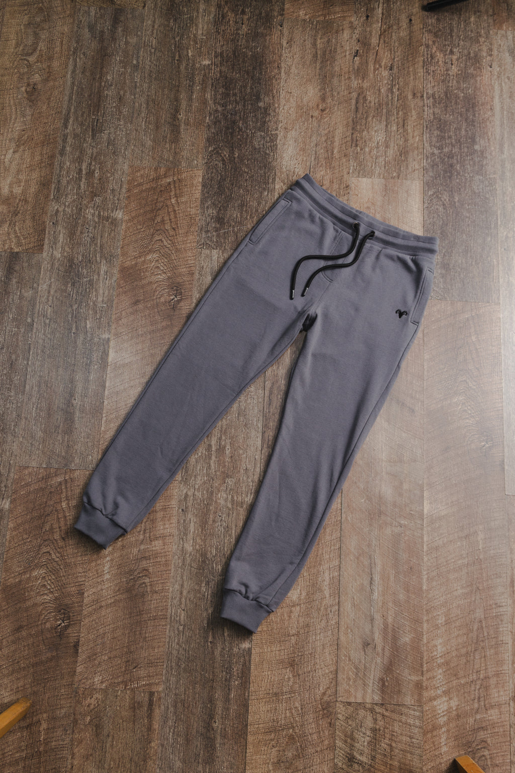 JOGGER GRIS